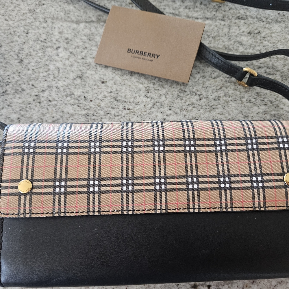 Burberry Tan and Black Plaid Crossbody Bag Wallet... New